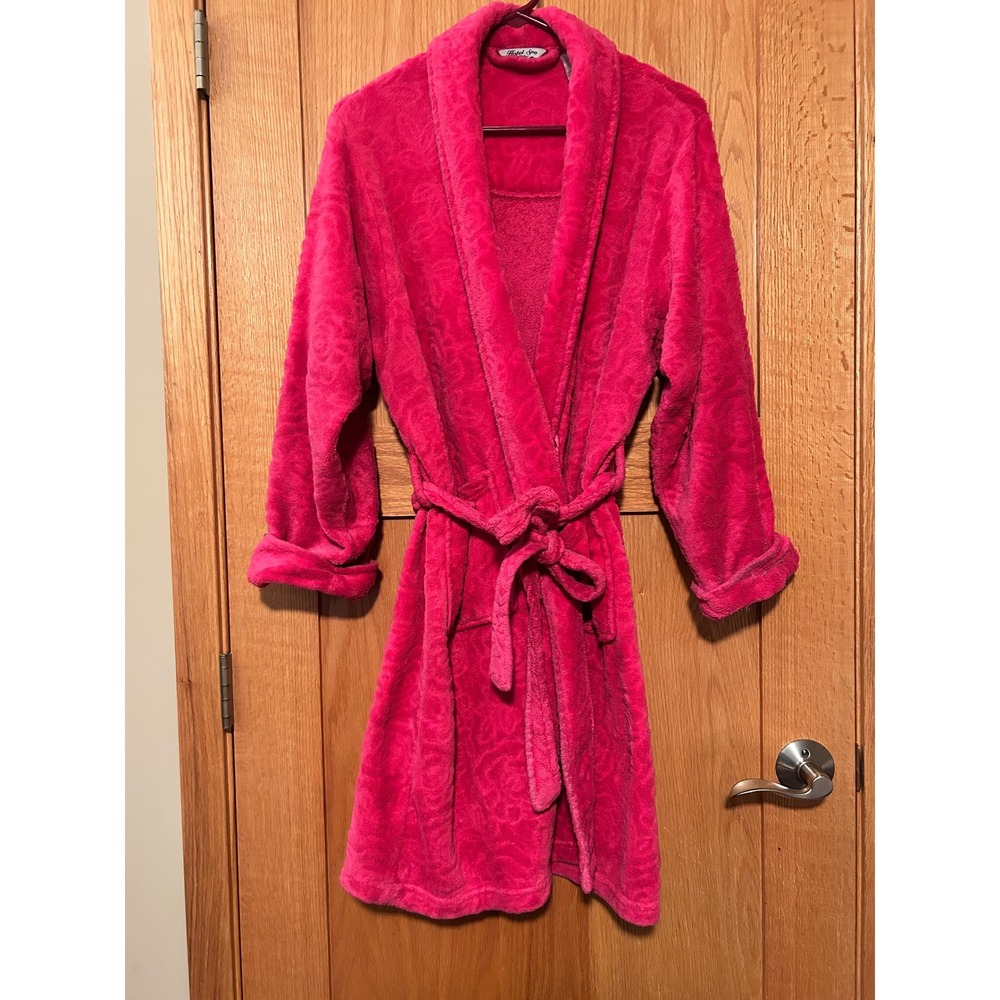 Hotel Spa Collection Hot Pink Plush Fleece Floral Embossed Robe Shawl Collar